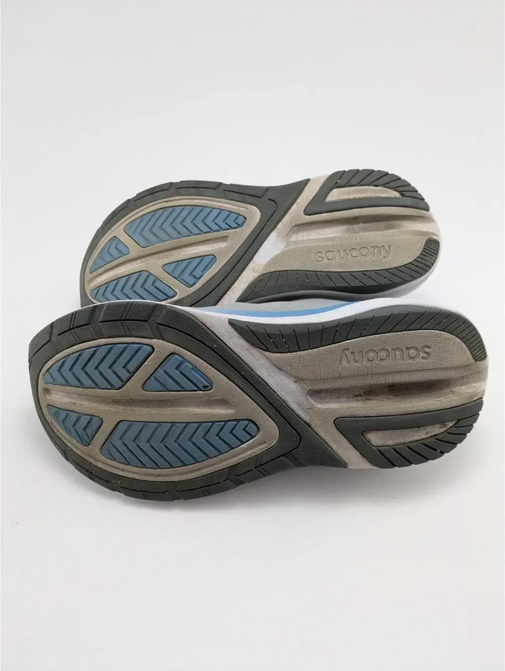 Women Saucony Echelon 10 Flint Breeze Gray Blue Running Shoes S11045-104 Size 10